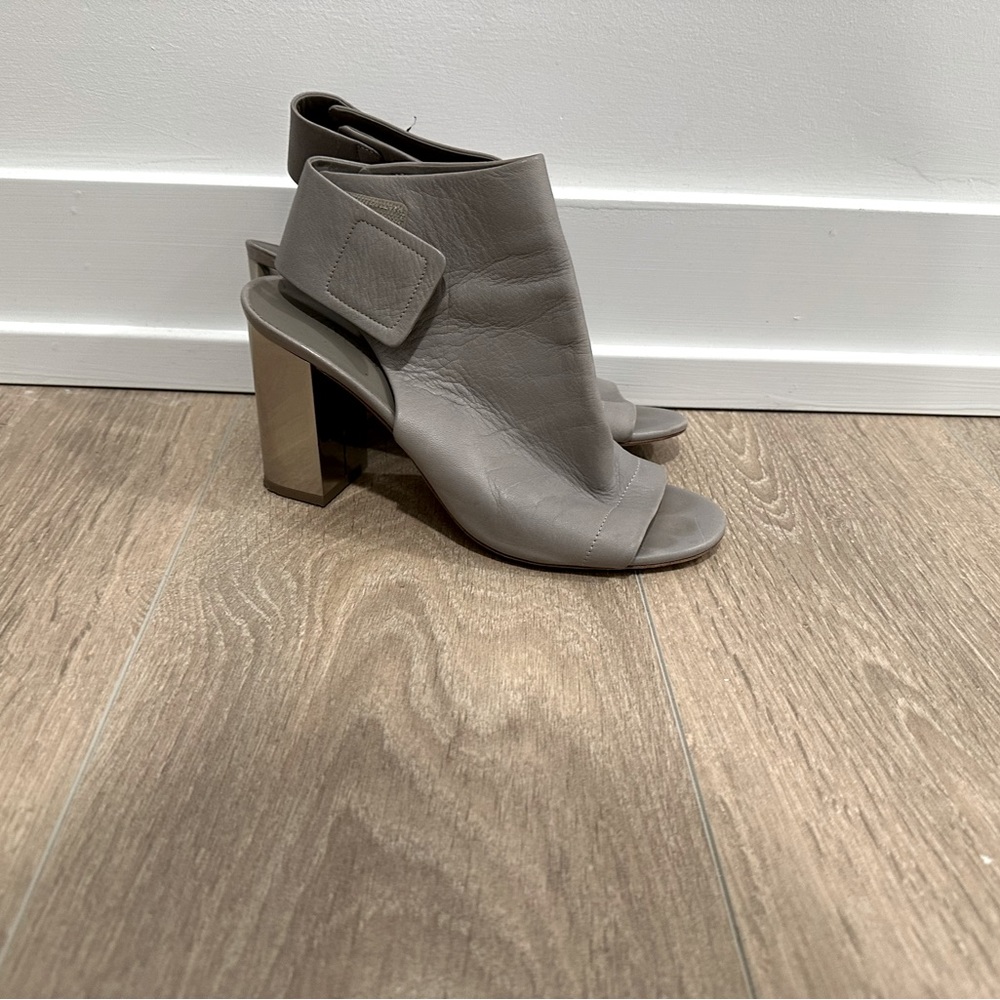 Vince, open toe, block heels, size 6.5, good condition